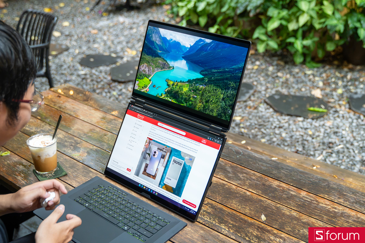 Khả năng tái tạo màu sắc ASUS ROG Zephyrus Duo