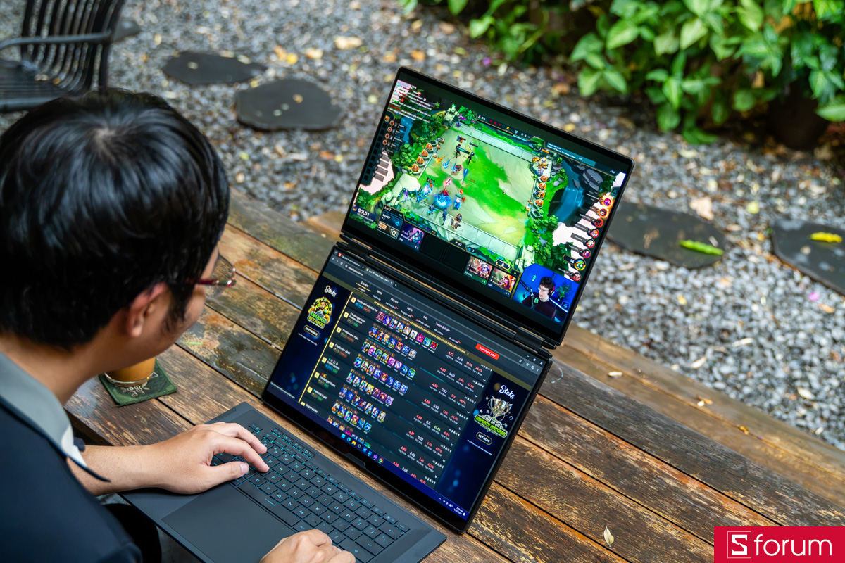 Gaming trên ASUS ROG Zephyrus Duo