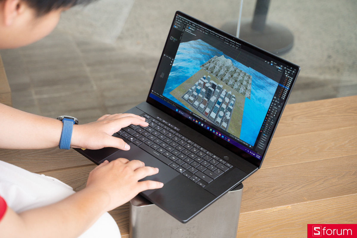 Làm việc trên ASUS ROG Zephyrus G16