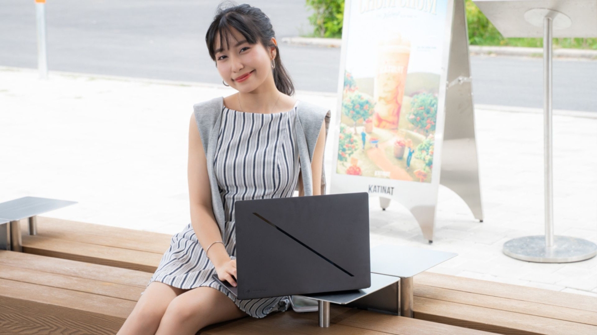 Cầm 99 triệu mua ASUS ROG Zephyrus G16 2026: Định nghĩa về một chiếc laptop Creator hoàn hảo là gì? Cầm 99 triệu mua ASUS ROG Zephyrus G16 2026: Định nghĩa về một chiếc laptop Creator hoàn hảo là gì?