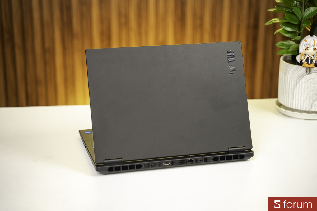 Trên tay ASUS TUF Gaming 16 FX610JH