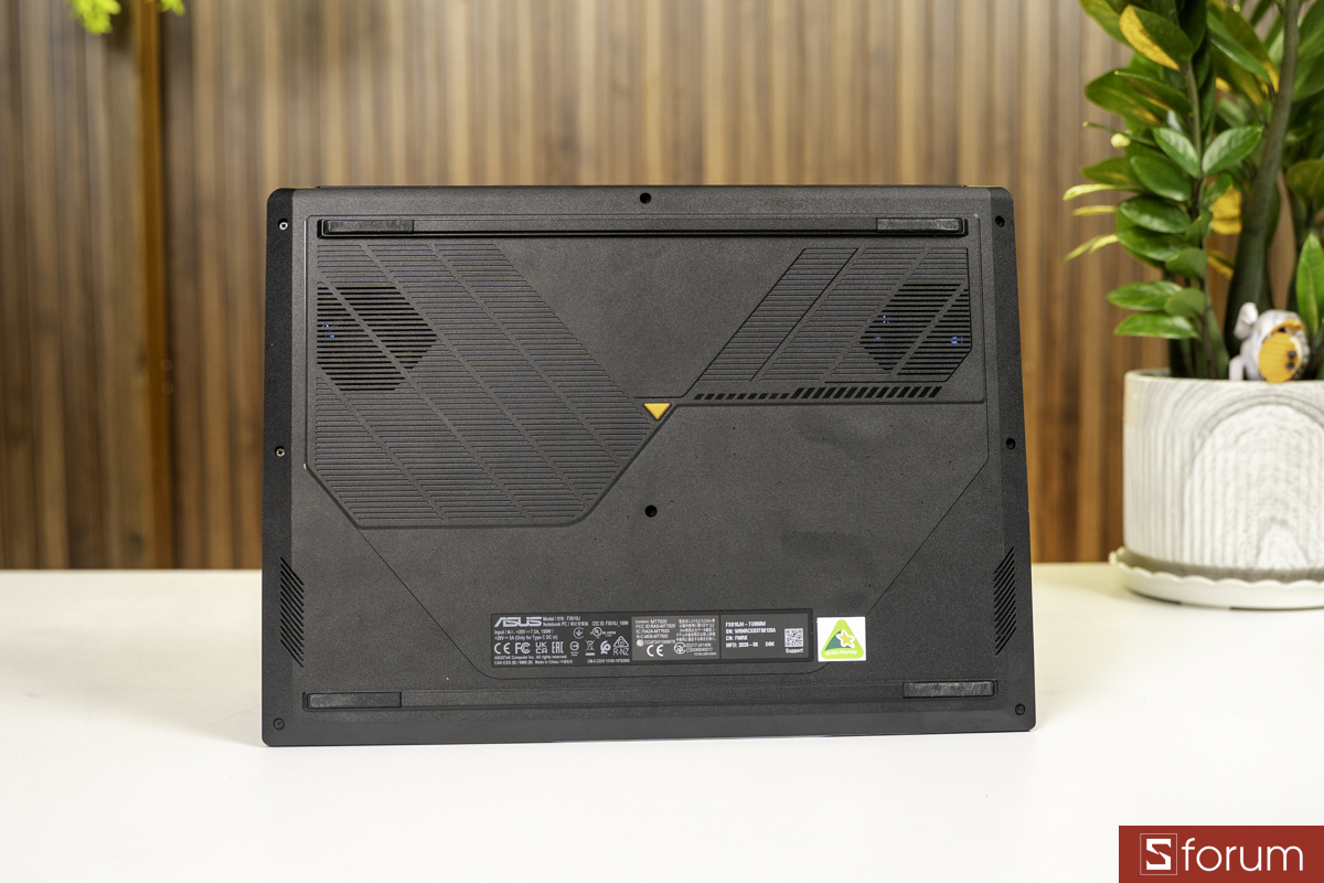 Thiết kế ASUS TUF Gaming 16 FX610JH