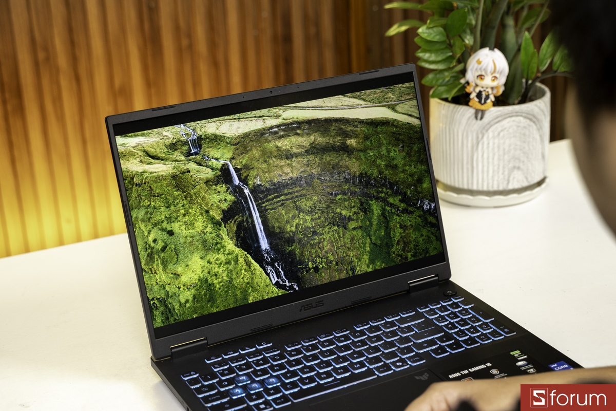 Khả năng tái tạo màu sắc trên ASUS TUF Gaming 16