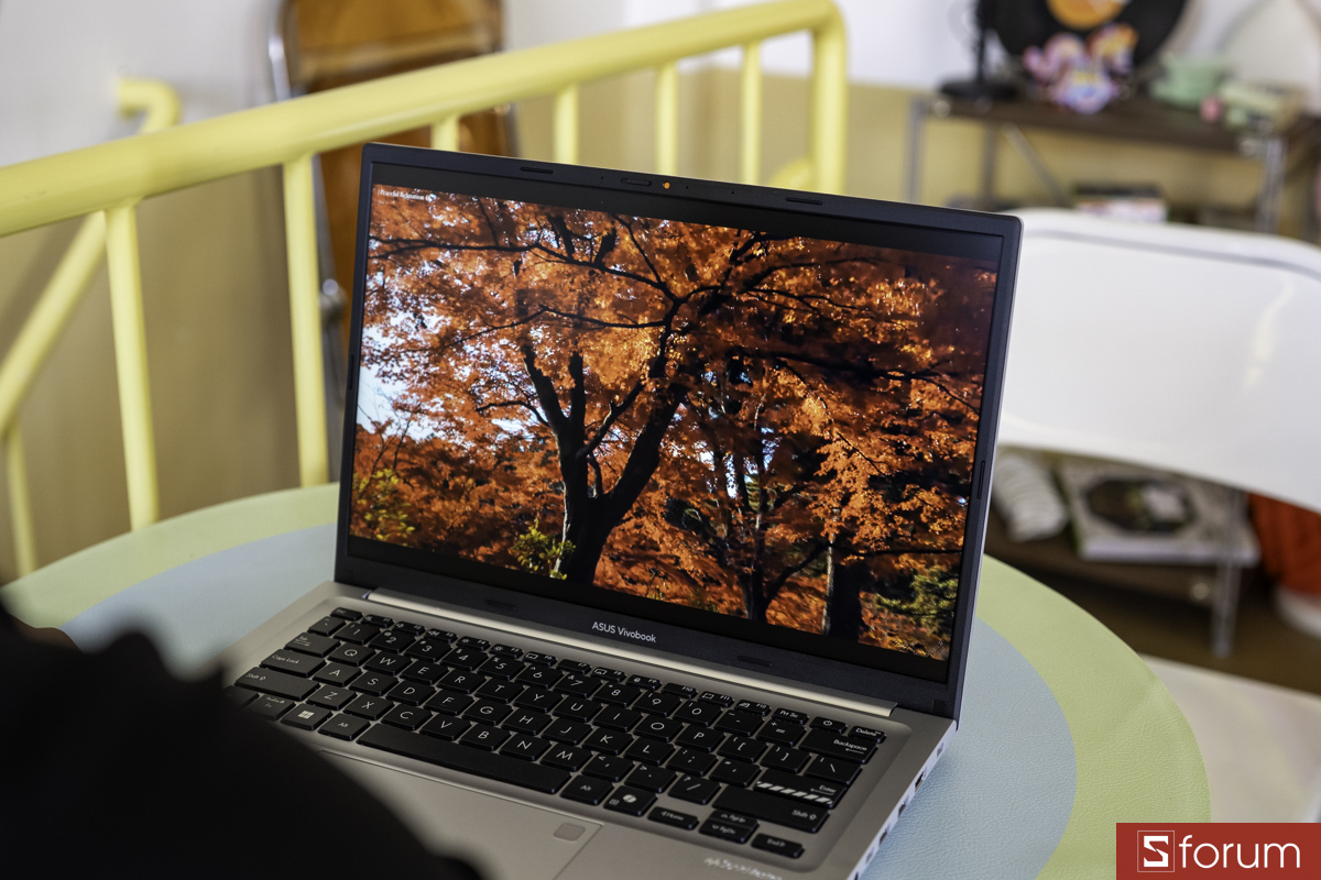 Màn hình ASUS VivoBook 14
