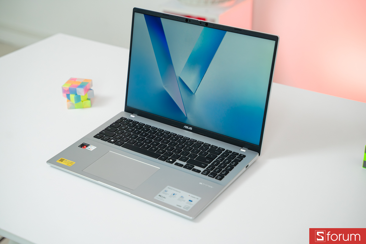 Mặt trước ASUS VivoBook 16