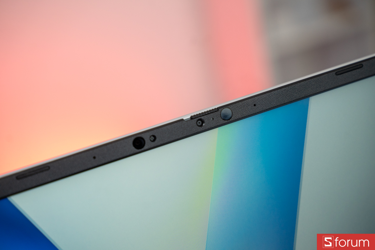 Webcam trên ASUS VivoBook 16