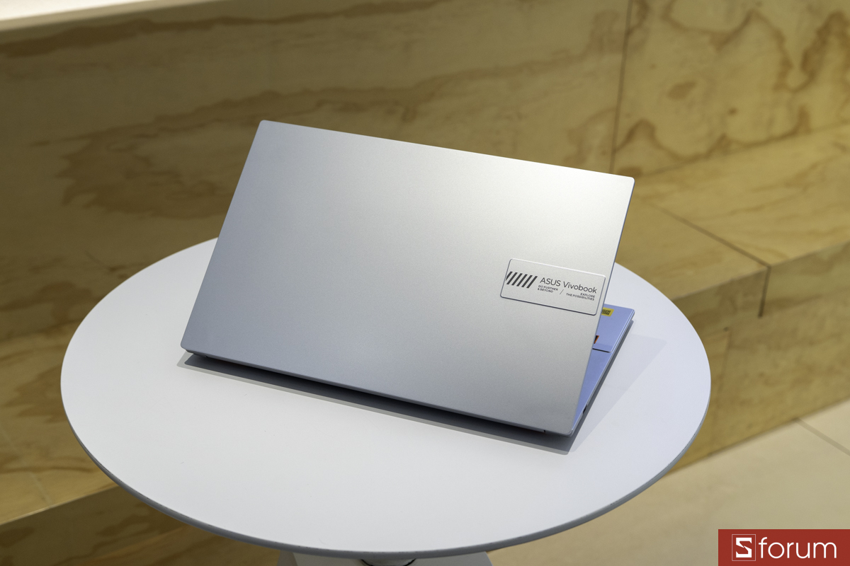 Trên tay ASUS VivoBook Go 14