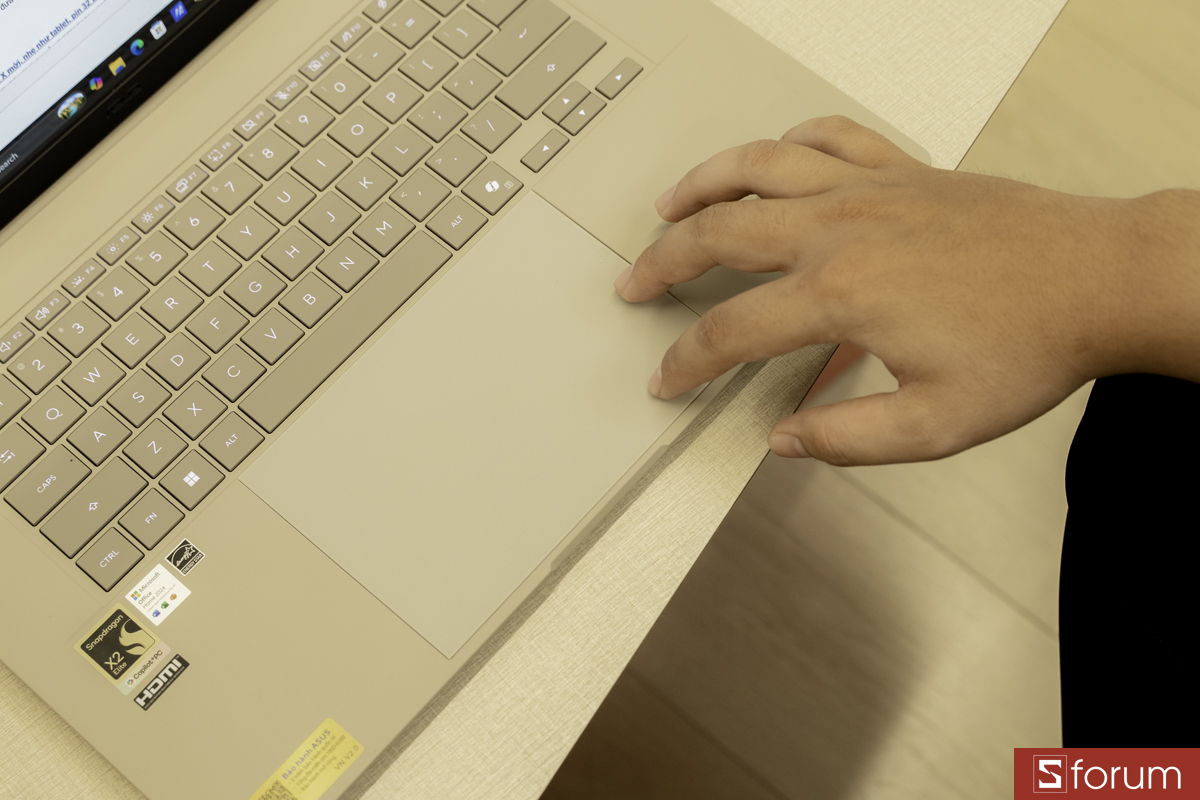 Touchpad của ASUS ZenBook A16