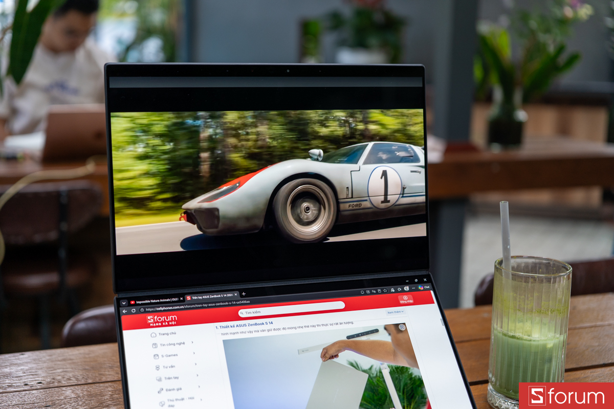 Màn hình ASUS ZenBook Duo 2026