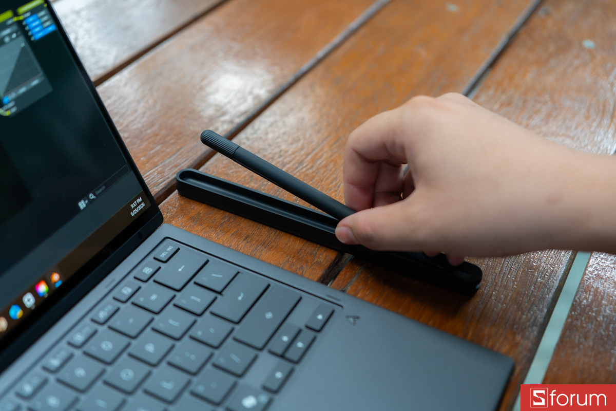 ASUS Pen đi cùng ASUS ZenBook DUO