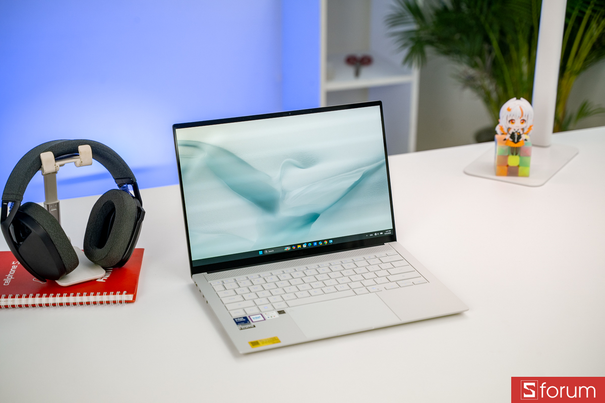 Trên tay ASUS ZenBook S 14 UX5406AA