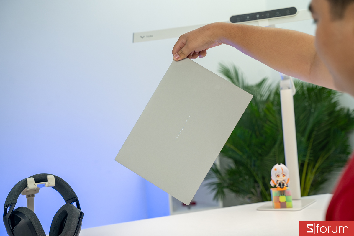 Trọng lượng ASUS ZenBook S 14
