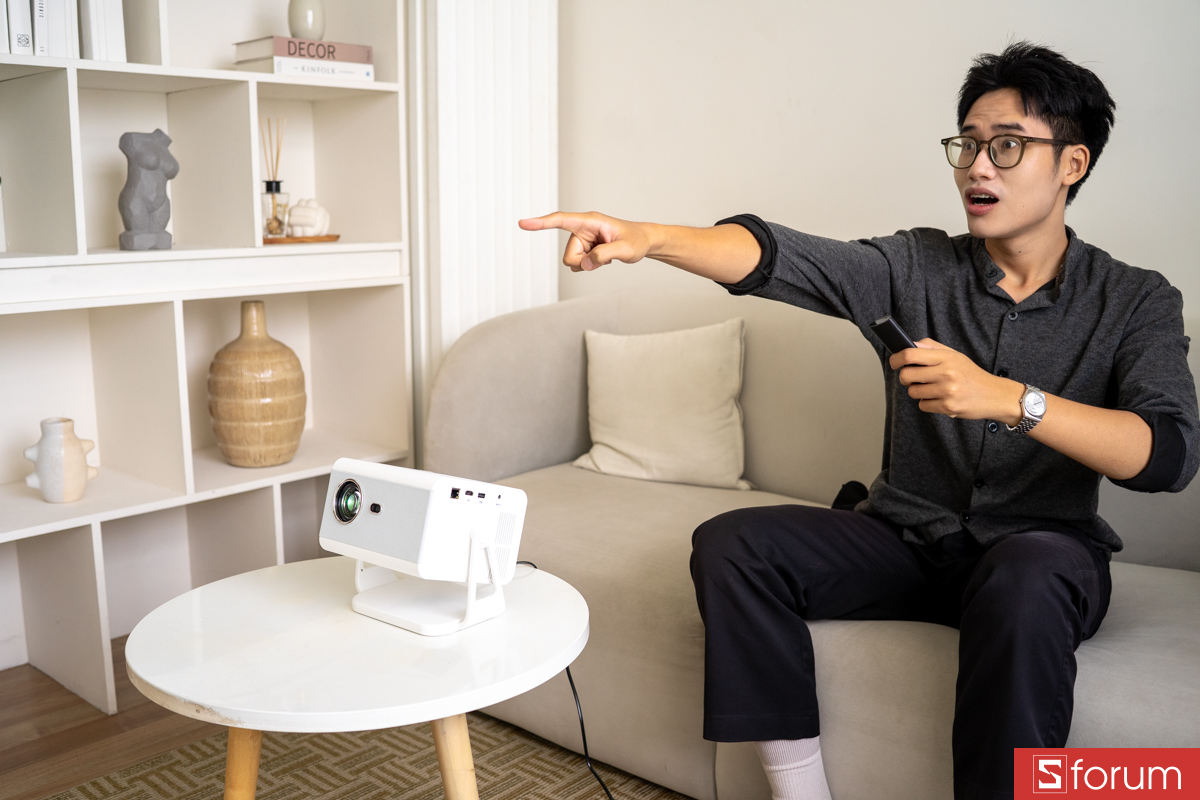 Remote đi kèm Beecube X2 Max Gen 6