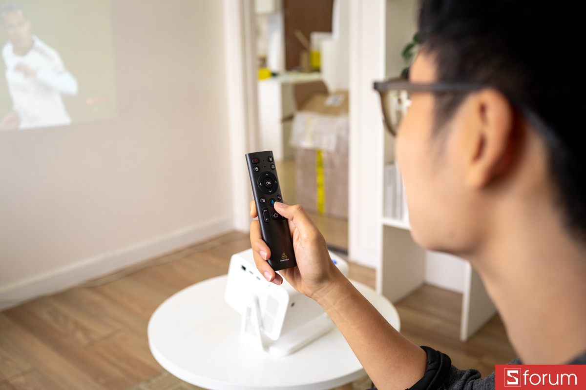 Remote đi kèm Beecube X2 Max Gen 6