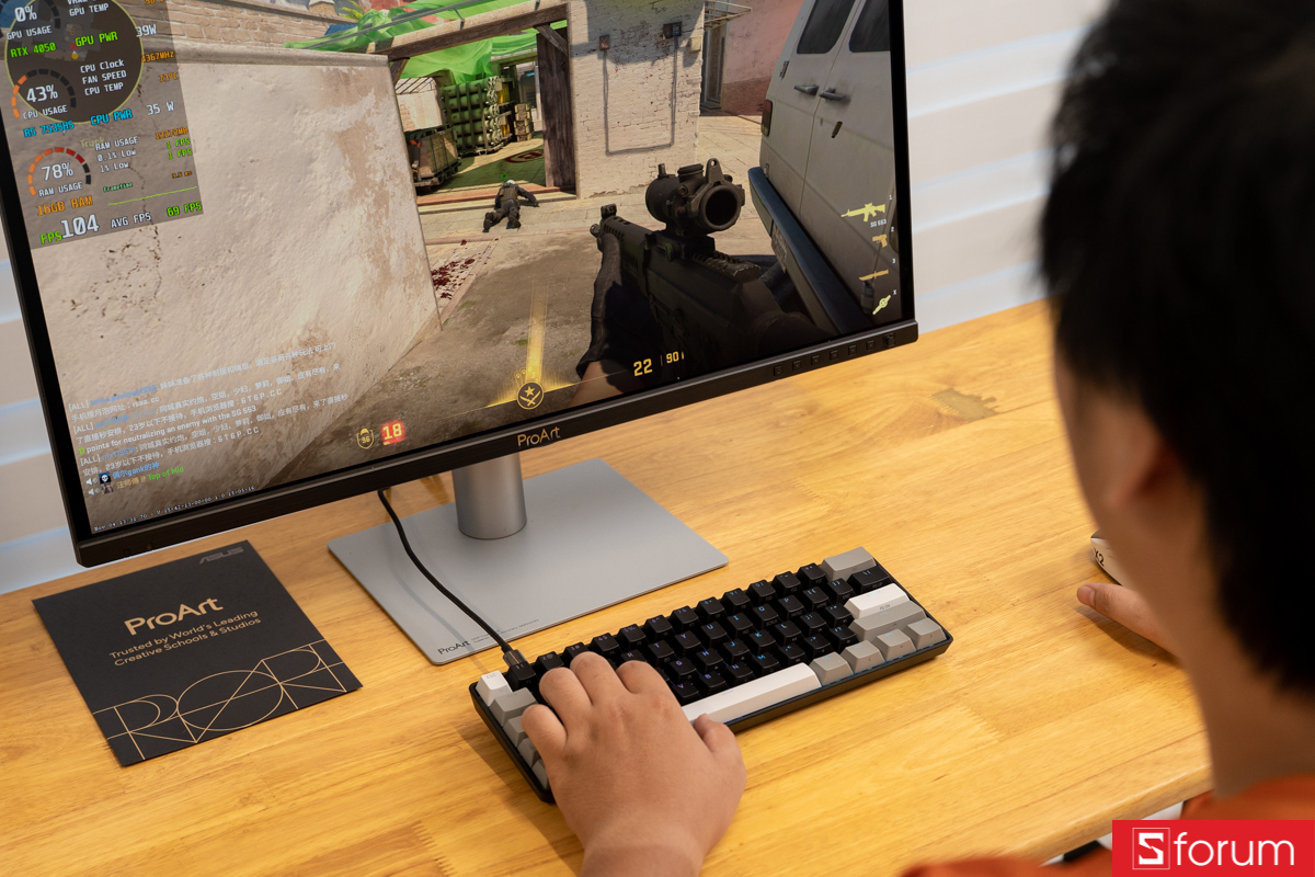 Gaming cùng Corsair Clipper Pro Mini 60 HE