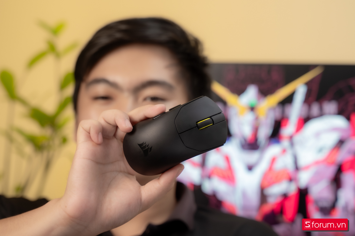 Trên tay Corsair SABRE V2 PRO