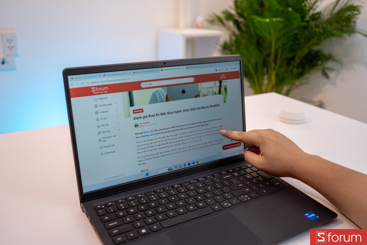 Cảm ứng đa điểm trên màn hình Dell 15