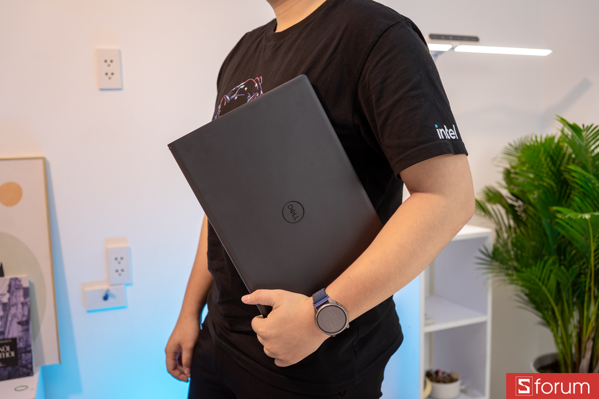 Trọng lượng Dell 15