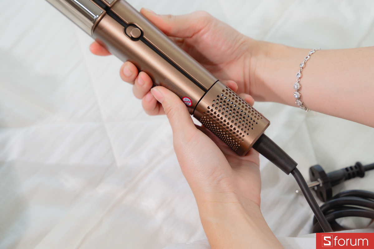 Thân máy Dreame Aero Straight Hair Dryer cứng cáp 