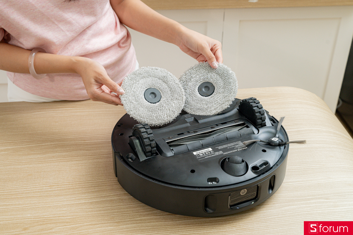 Mặt đáy Dreame D30 Ultra