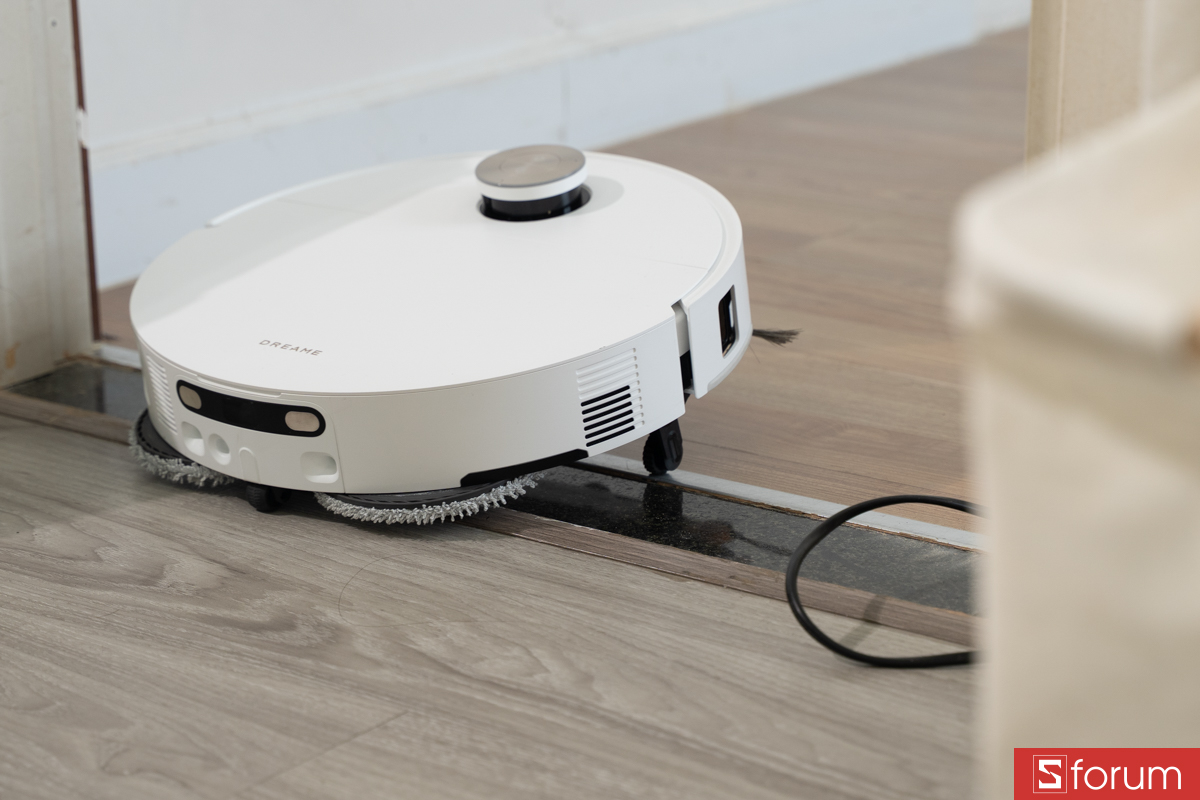 Khả năng leo qua bật thềm tận 8.8 cm trên Dreame X60 Ultra