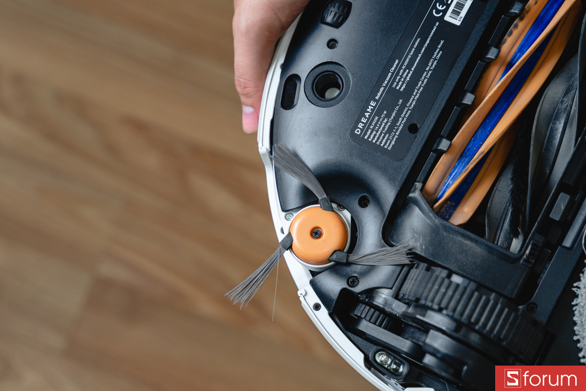 Chuổi quét cạnh trên Dreame X60 Ultra