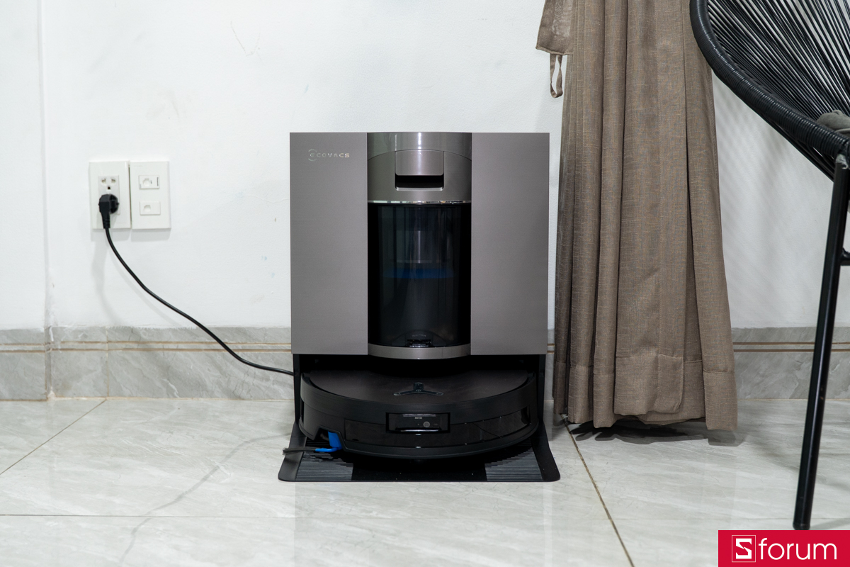 Trạm sạc Ecovacs Deebot X11 Omni Cyclone