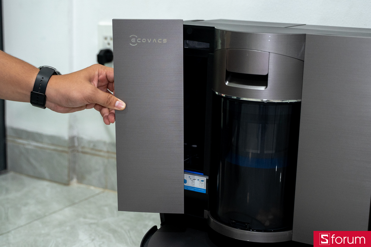 Ngăn chứa rác trên Ecovacs Deebot X11 Omni Cyclone