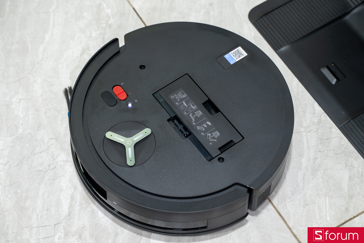 Khay chứa bụi trên Ecovacs Deebot X11 Omni Cyclone