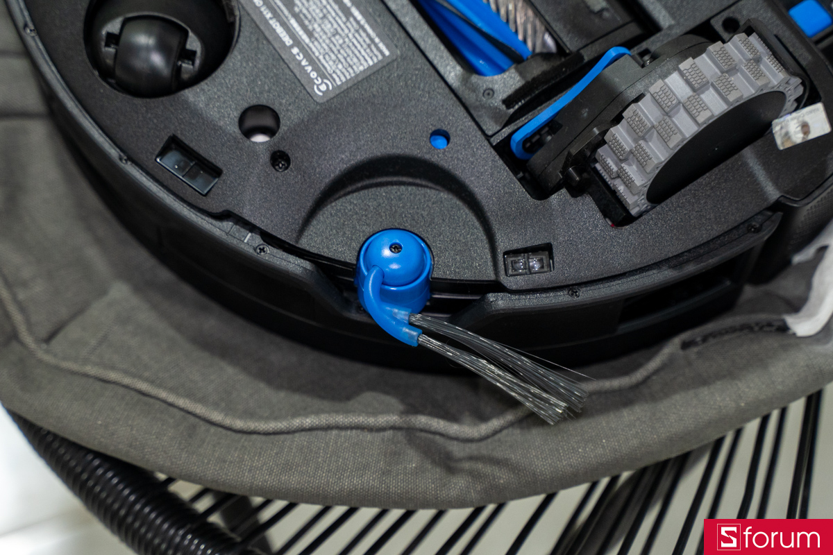 Chổi quét trên Ecovacs Deebot X11 Omni Cyclone