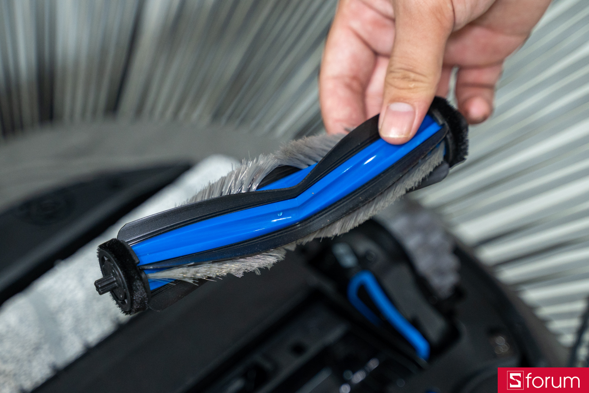 Chổi hút chính trên Ecovacs Deebot X11 Omni Cyclone