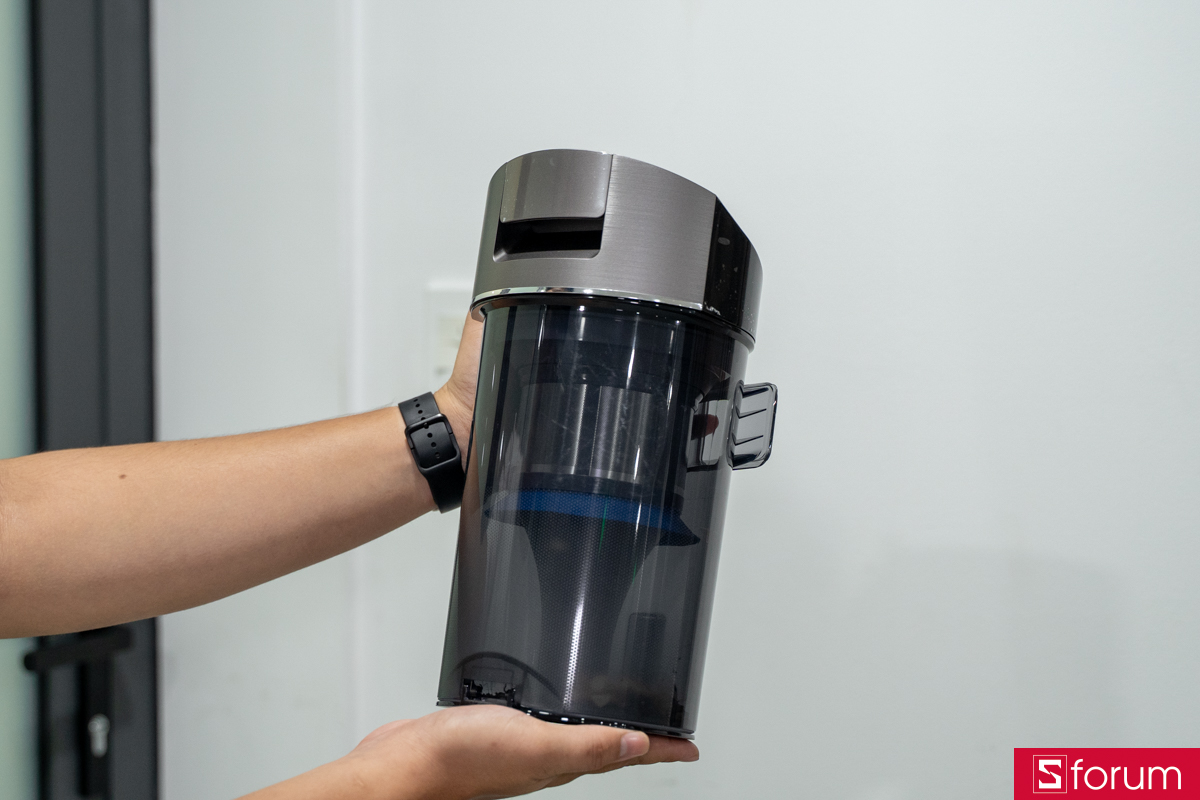 Ống hút bụi trên Ecovacs Deebot X11 Omni Cyclone