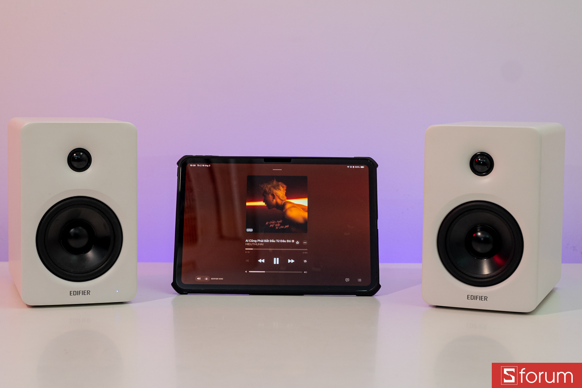 Trải nghiệm Edifier M90