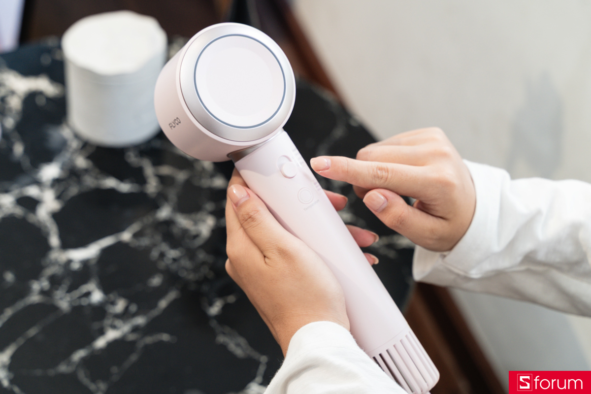 Vị trí phím bấm trên Flyco FH6371VN