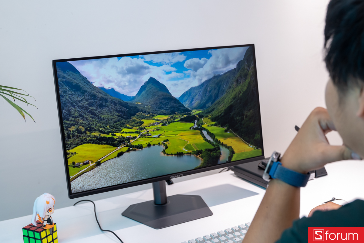 Khả năng tái tạo màu trên Gigabyte G25F2A