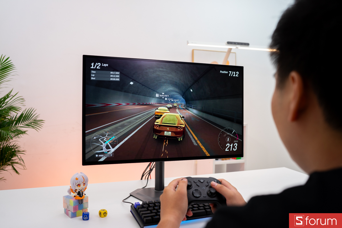Gaming cùng màn hình Gigabyte MO27Q28G