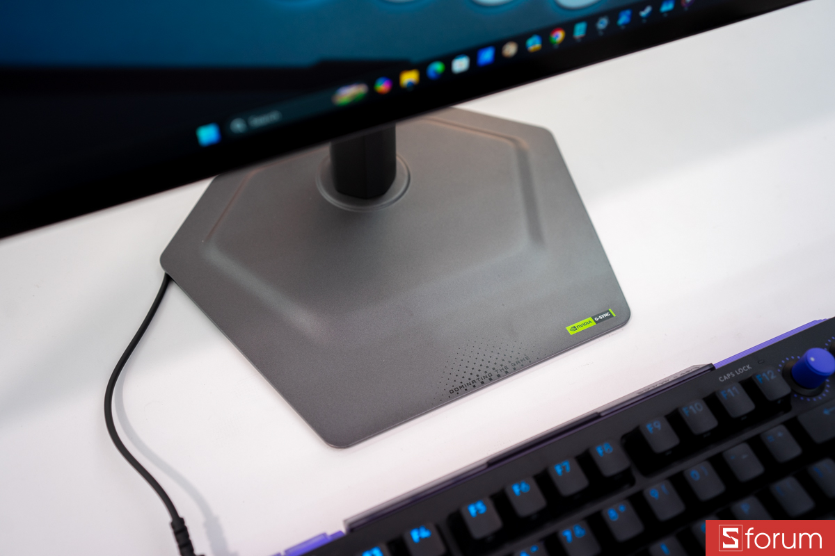 Chân đế Gigabyte MO27Q28G