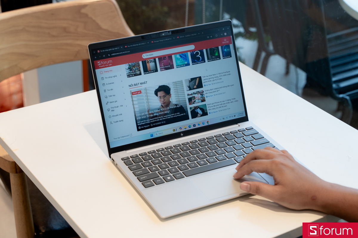 Làm việc trên HP OmniBook 7 AI