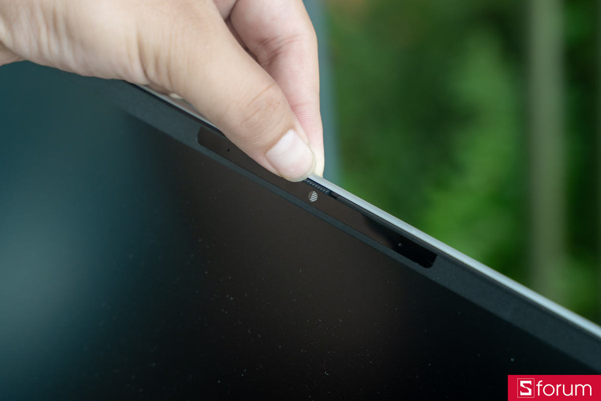 Webcam trên HP OmniBook 7 AI