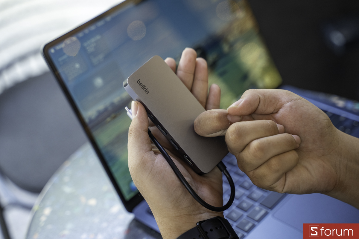 Chất liệu vỏ Belkin Connect USB-C 7-in-1