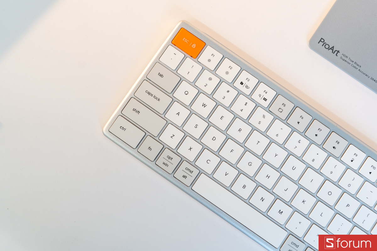 Mặt trên HyperOne Gen 3 Plus