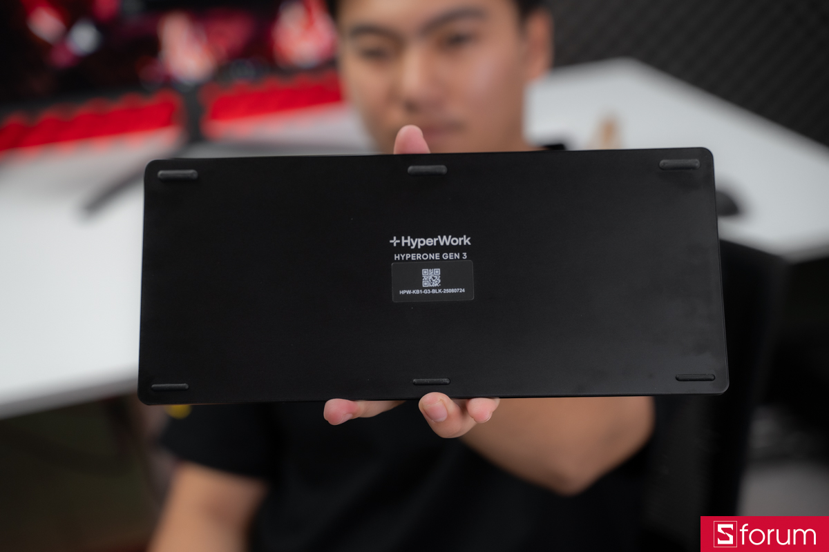 Mặt đáy HyperOne Gen 3