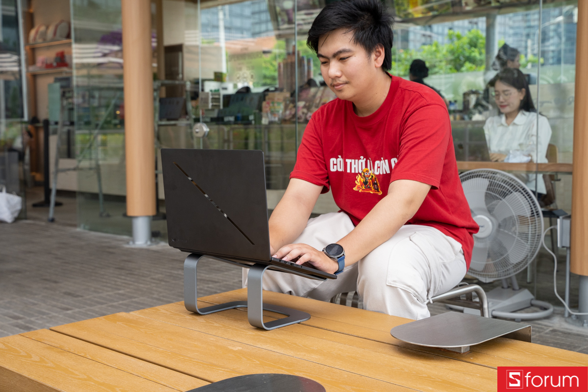 Lợi ích khi có HyperSpace Ergonomic Laptop Stand
