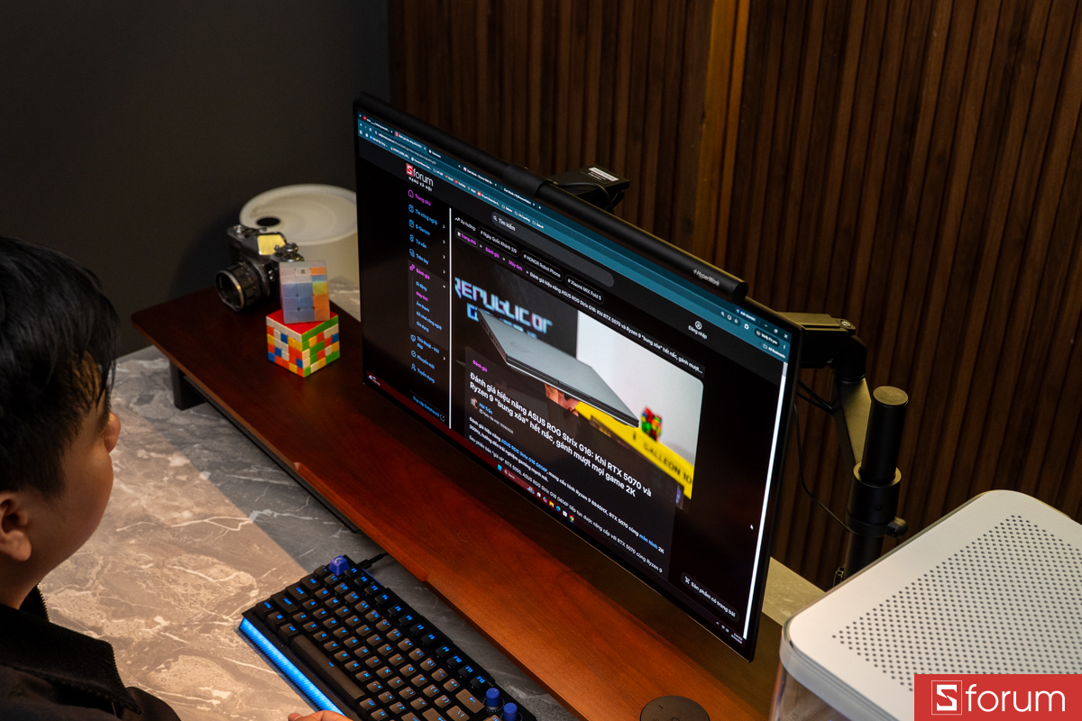 Trải nghiệm HyperWork Monitor Lightbar LB01