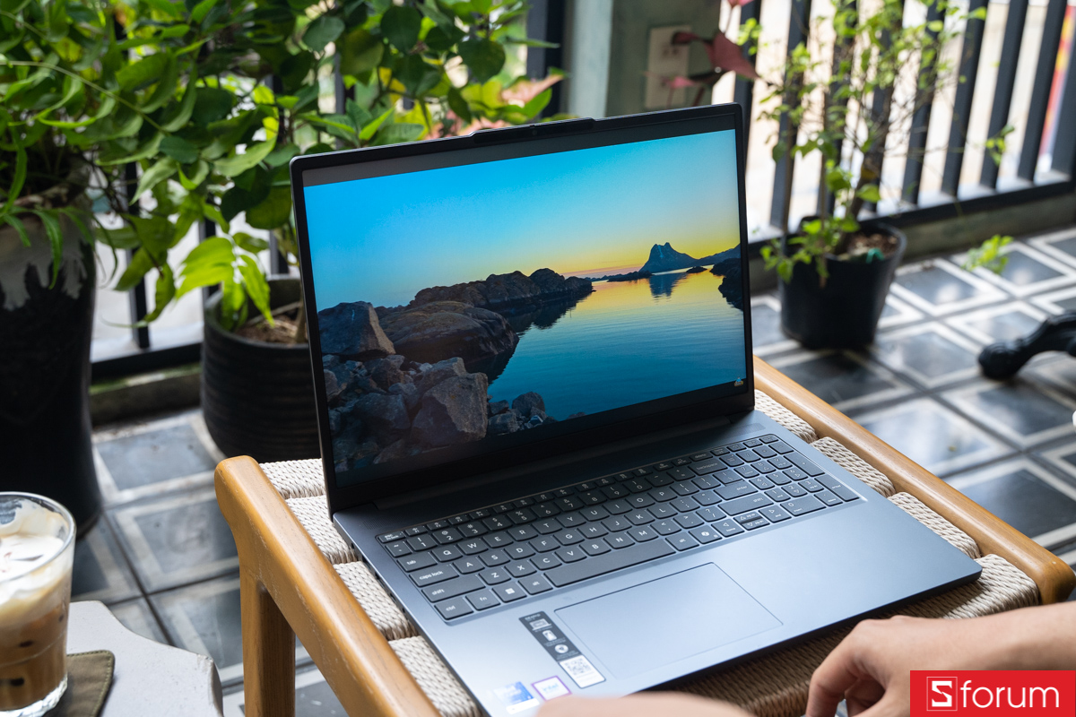 Thời lượng pin trên Lenovo IdeaPad Slim 3i 16IPH11