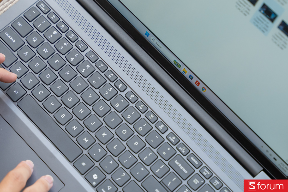 Loa trên Lenovo IdeaPad Slim 3i 16IPH11