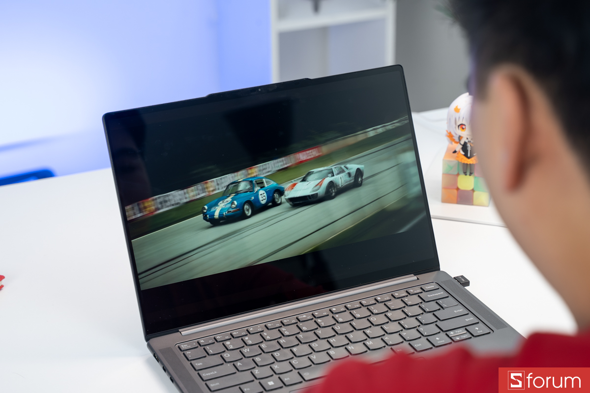 Trải nghiệm Lenovo IdeaPad Slim Pro 7