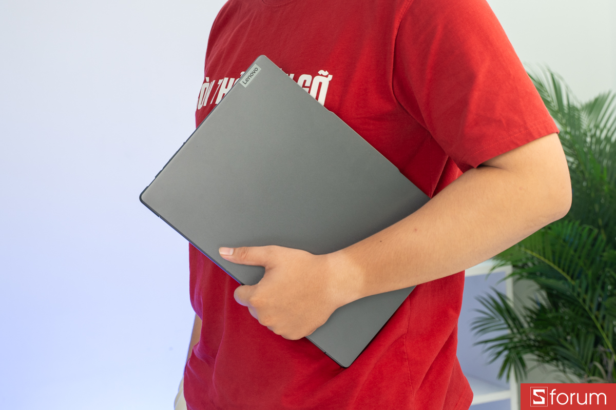 Trên tay Lenovo IdeaPad Slim Pro 7