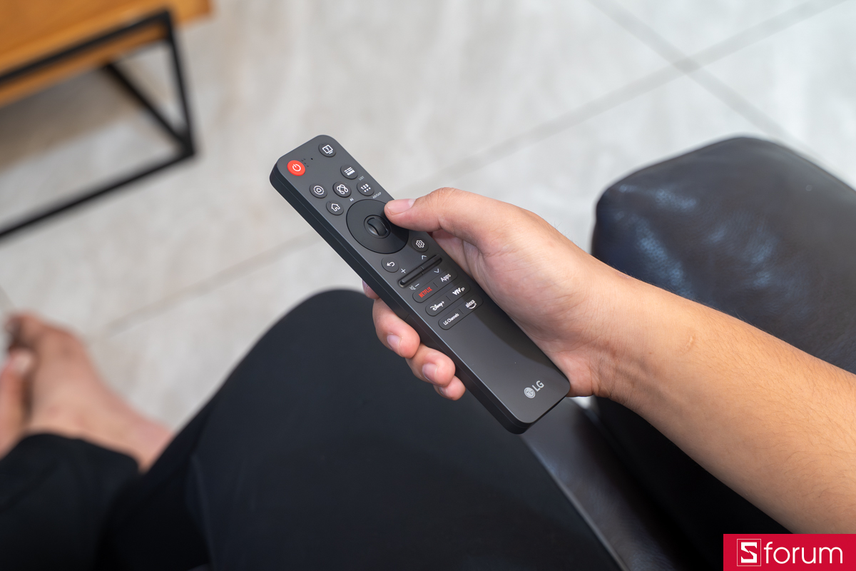 Remote mới trên LG OLED 4K 55 inch B5