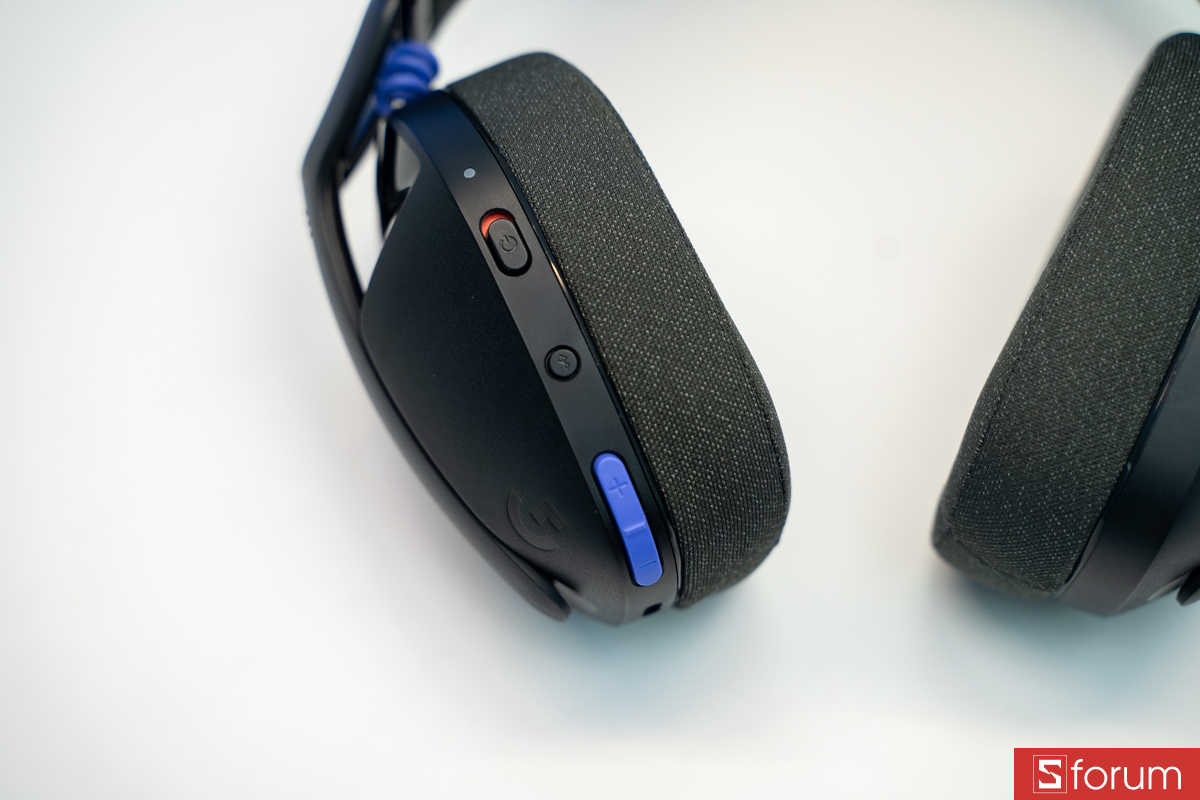 Phím bấm chức năng trên Logitech G321 Lightspeed